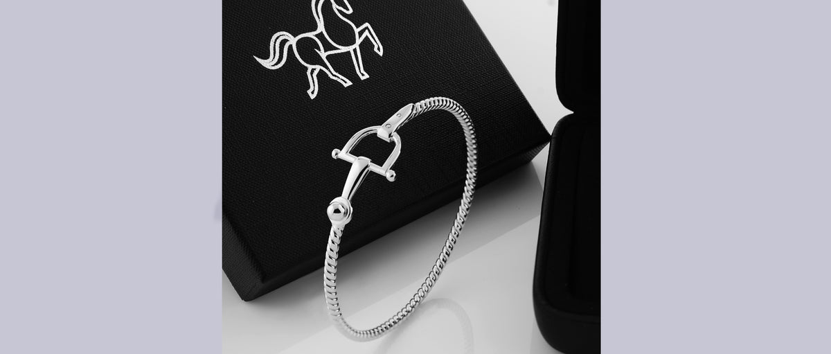 Bracciale I BURGHLEY In Nappa A Triplo Giro | Fibbia In Acciaio Inox | Placcato Oro O Oro Rosa | Lunghezza 53,5 Cm